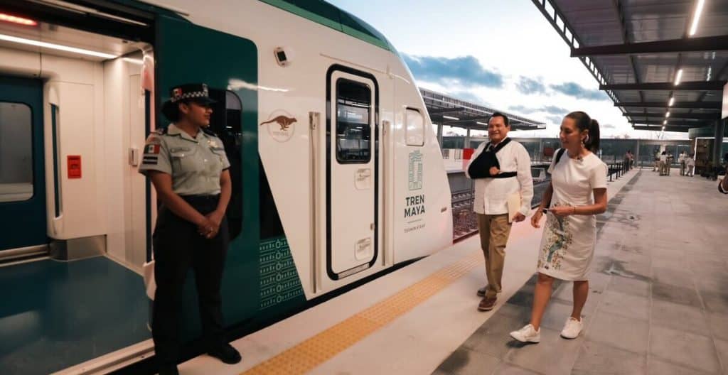 Claudia Sheinbaum usa el Tren Maya para dirigirse a Tizimín