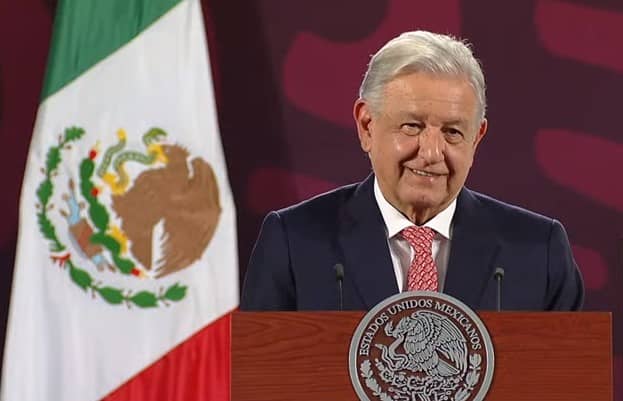 AMLO responde a ataques de Claudio X. González: “¿Le hubiera dicho enano moral a Salinas?”