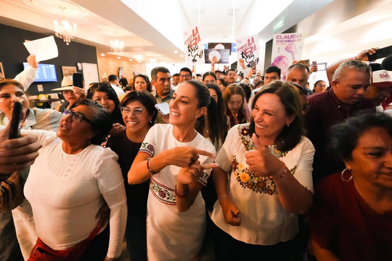 Al ritmo de la marimba y con muestras de cariño reciben a Claudia Sheinbaum en Veracruz