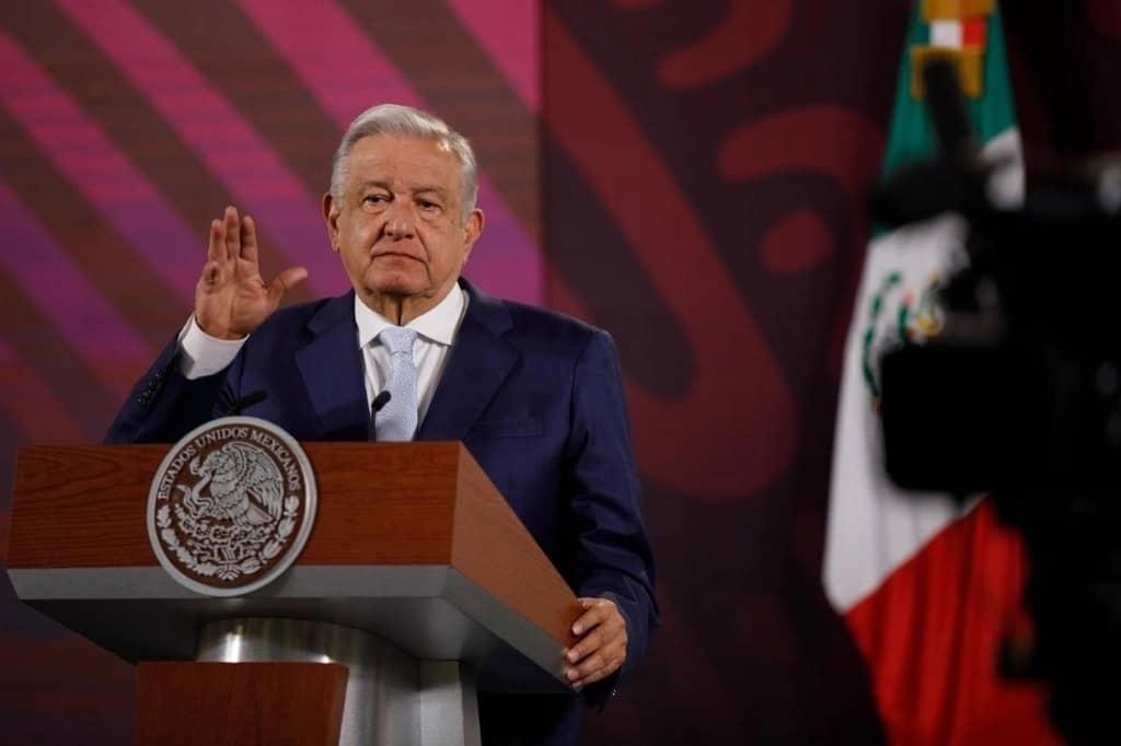 Señala López Obrador a las agencias de EU como responsables de las campañas de desprestigio