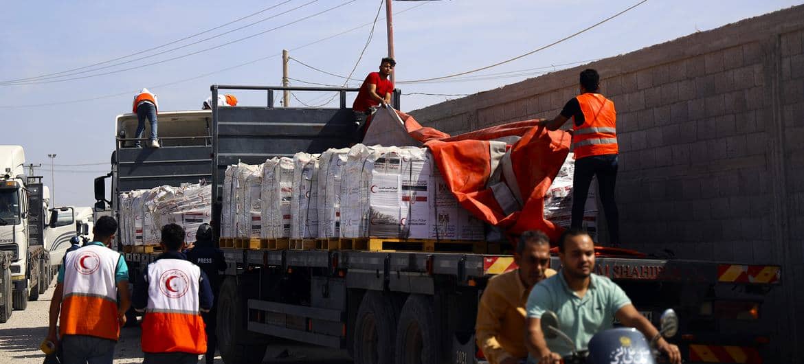 Al fin llega ayuda a Gaza: ONU alerta por riesgo de hambruna