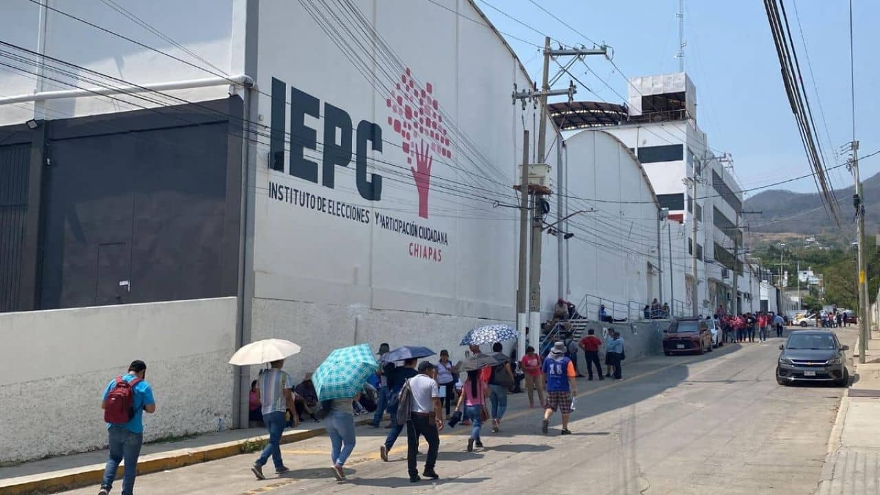 CNTE en Chiapas amaga con extender plantón más allá de las elecciones