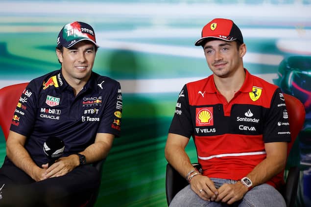 ‘Checo’ Pérez y Leclerc tienen ‘pique’; lo investiga la FIA