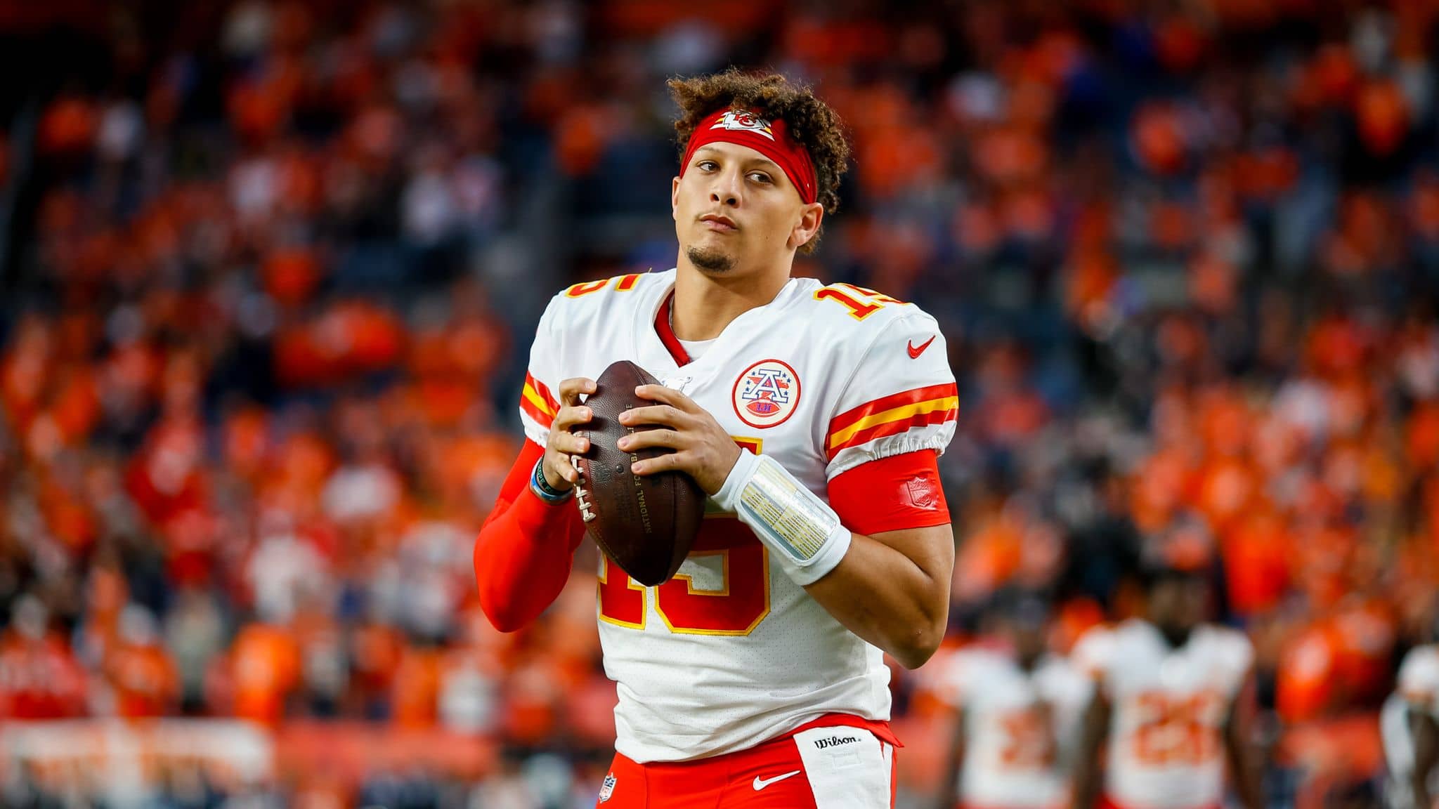 Patrick Mahomes cambiará la NFL como Stephen Curry hizo con la NBA, dice Kevin Stefanski