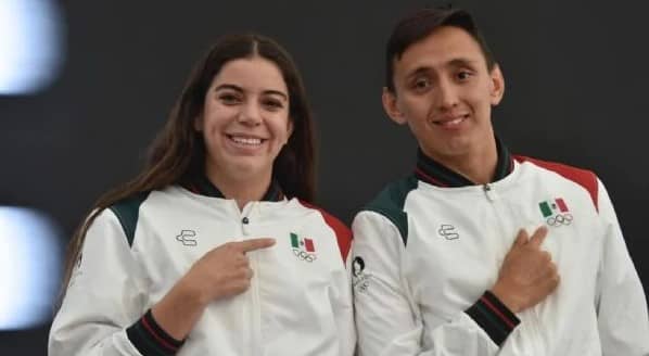 Alejandra Orozco y Emiliano Hernández fueron nombrados abanderados de México