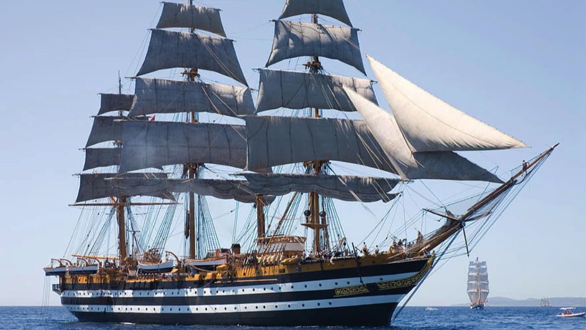 Llega a México el “buque italiano más hermoso del mundo”; el Amerigo Vespucci atraca en Puerto Vallarta