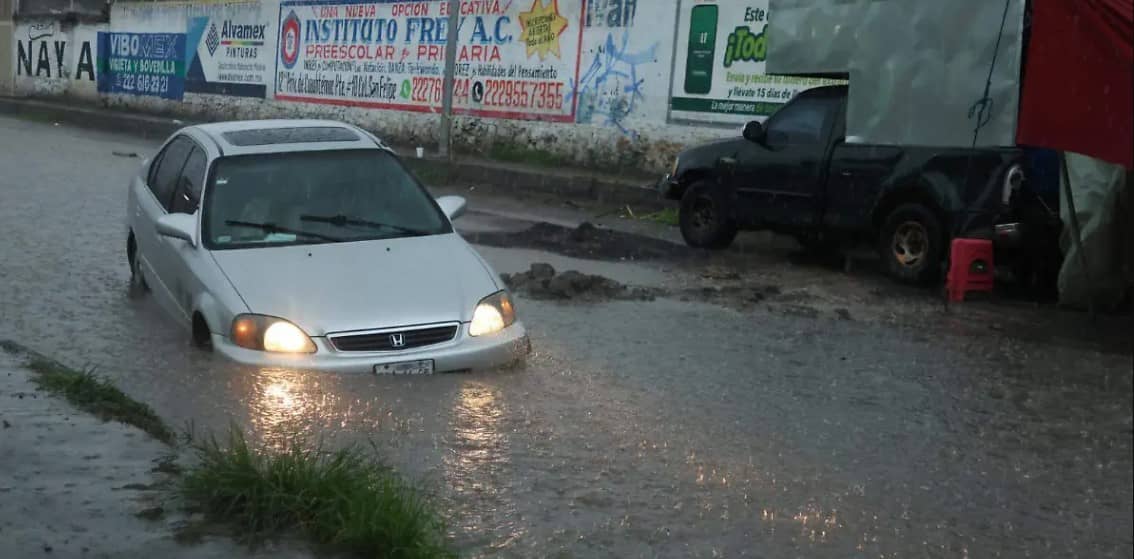 Consejos para pasar una inundación y no dañar tu auto