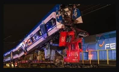 Colisión de trenes deja dos muertos en Santiago de Chile