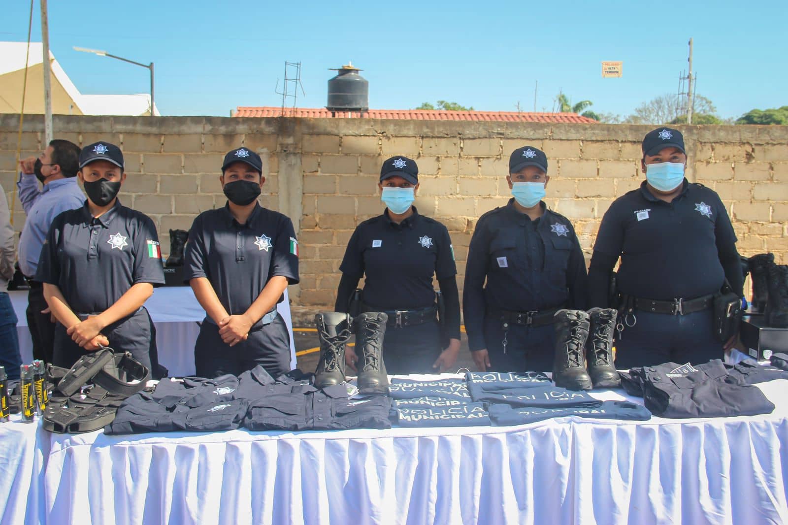 Destaca Sergio Aguilar entrega histórica de uniformes en Chiapas