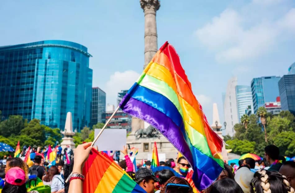 Estiman 400 mil participantes en marcha LGBTQ+ del sábado