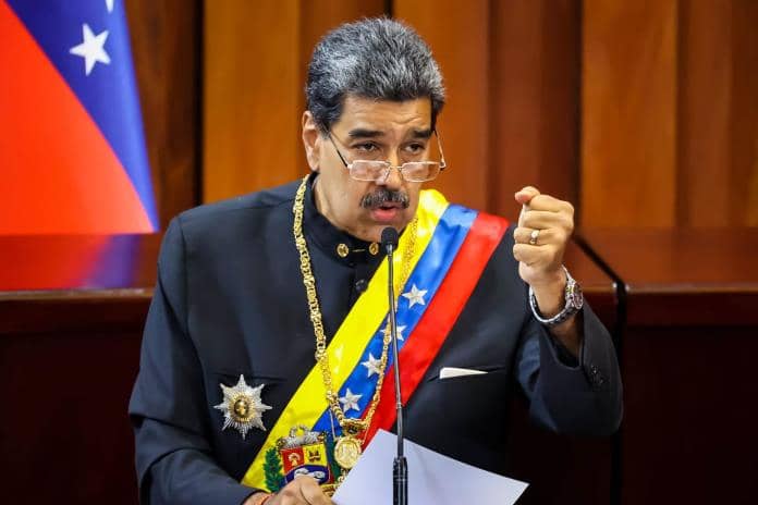 El presidente Nicolás Maduro recurre al misticismo, ante el temor a perder las elecciones en Venezuela