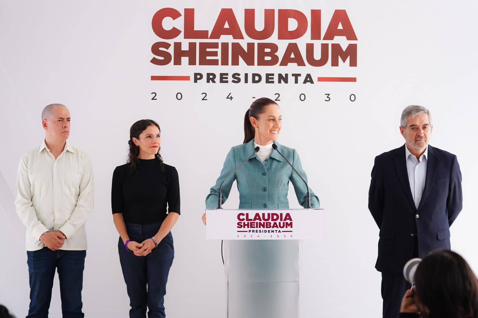 Fue un ejercicio de apertura y de participación para la elaboración del programa de gobierno: Claudia Sheinbaum recibe conclusiones de los 