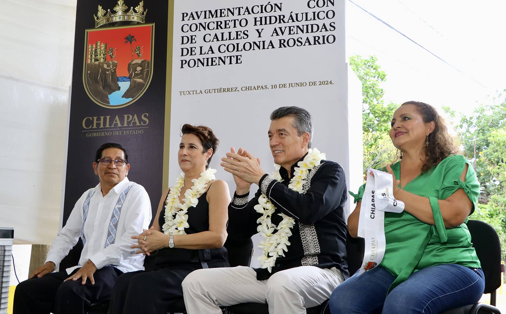 Inaugura Rutilio Escandón pavimentación de calles y avenidas en la colonia Rosario Poniente, de TGZ