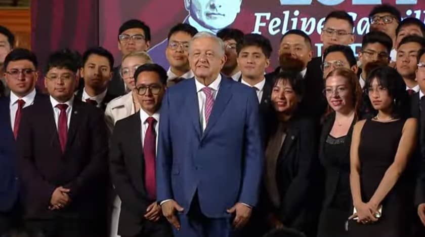 AMLO reúne a nuevos ingenieros para impulsar el Tren Maya