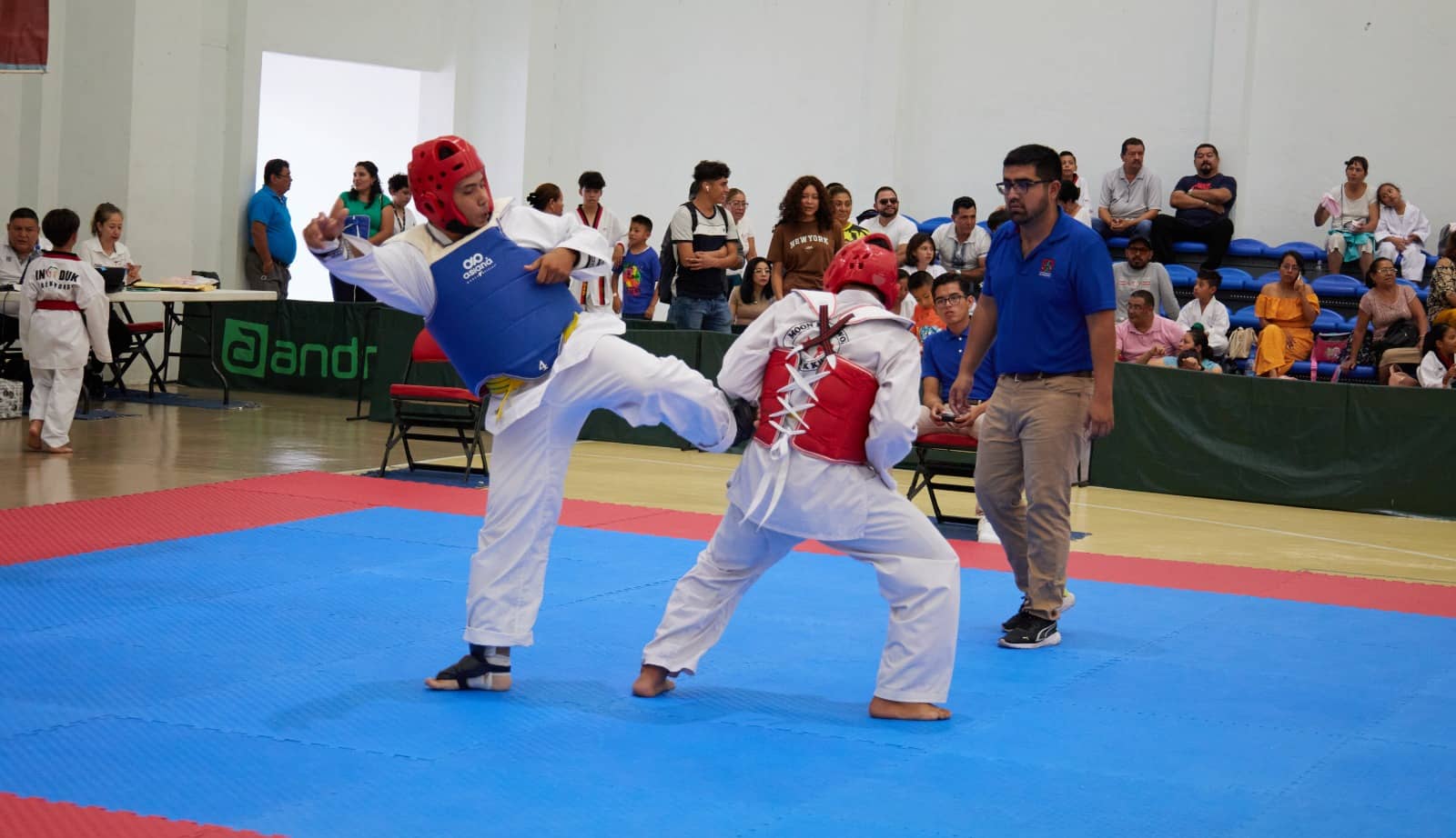 ACHTKD realizó el Campeonato Estatal Selectivo en el auditorio Chiapas de Corazón del Indeporte