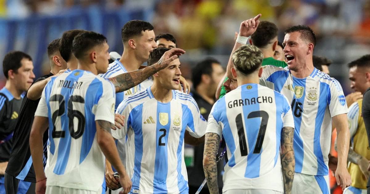 La FIFA investiga a jugadores argentinos por canto racista