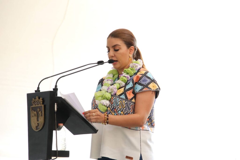 La secretaria de Agricultura Ganaderia y Pesca SAGyP Zaynia Andrea Gil Vazquez festival del cacao 1 copia 1