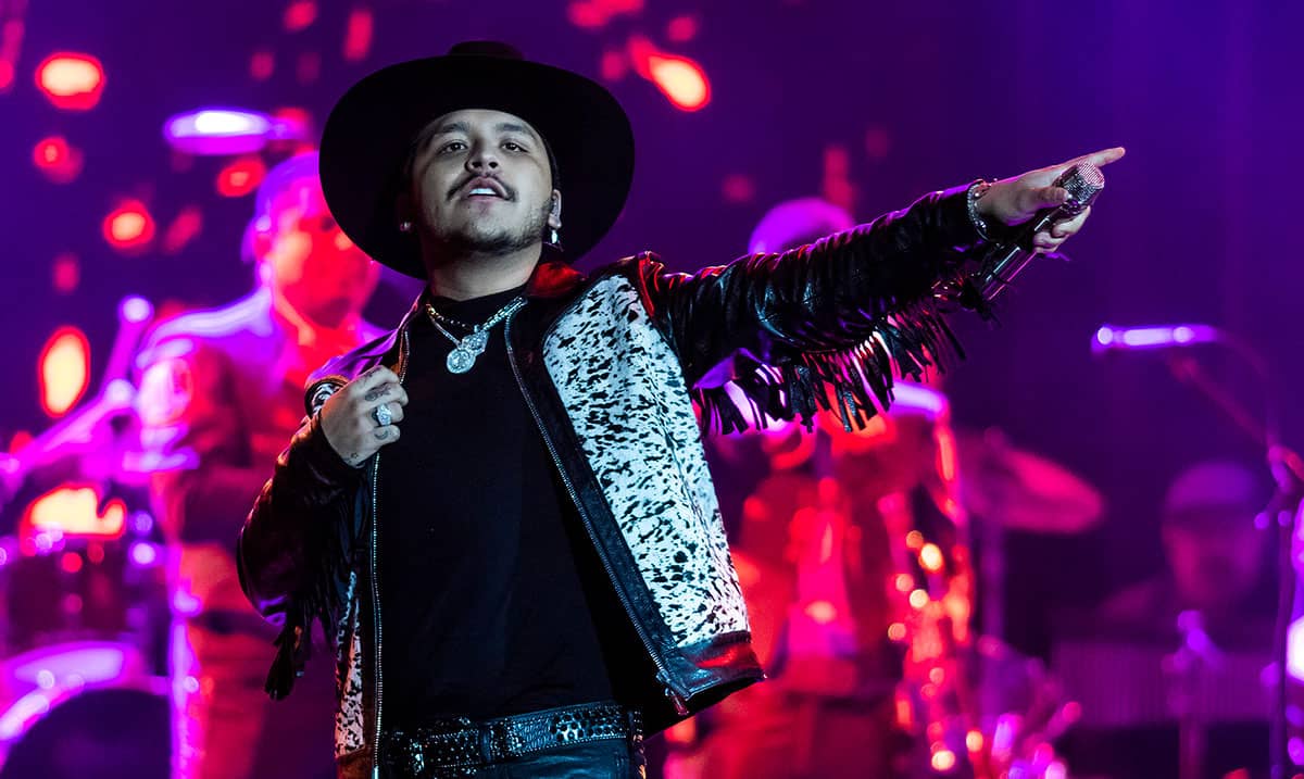 Christian Nodal cancela concierto en Argentina, tierra de su ex Cazzu, tras su boda con Ángela Aguilar