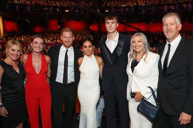 La gran noche del príncipe Harry junto a Meghan Markle, ensombrecida por la polémica