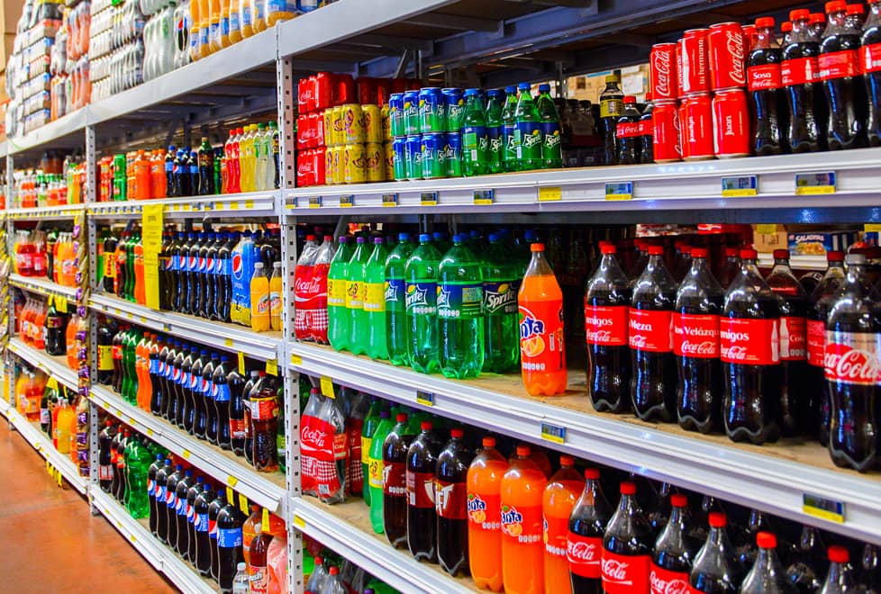 Estos son los refrescos más dañinos para la salud, según Profeco