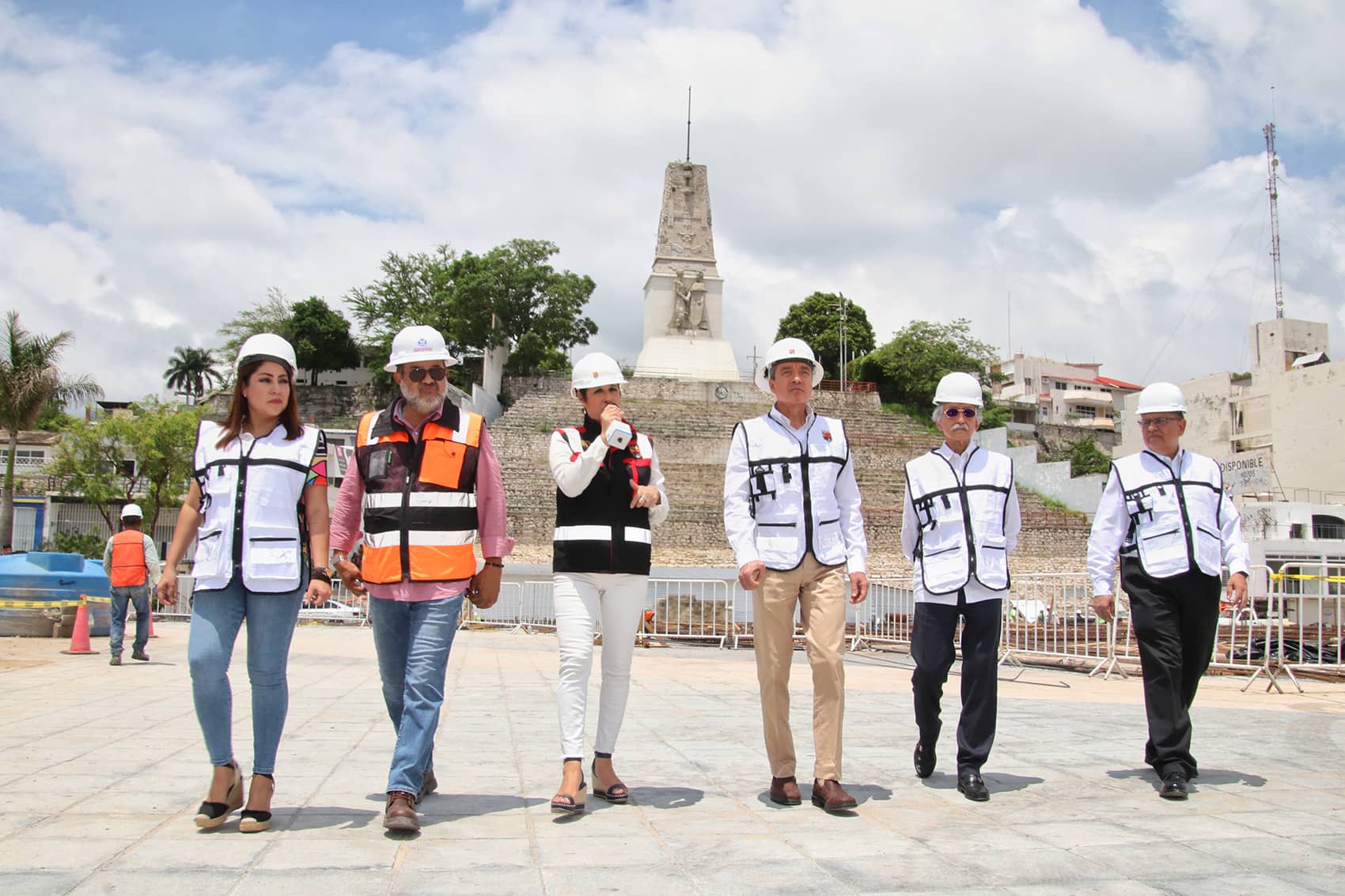 Constata Rutilio Escandón avances en la reconstrucción del Parque Morelos Bicentenario de Tuxtla Gutiérrez