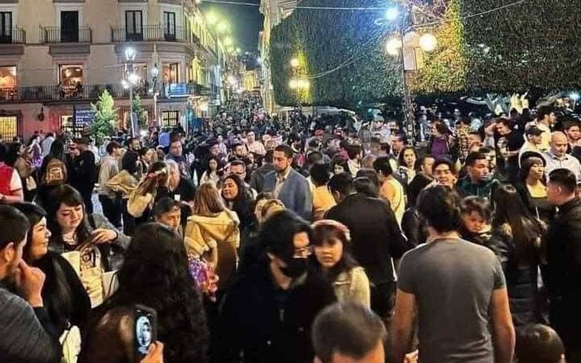 Si ves que el 2024 ya entró en su última etapa y aún sigues poniendo a San Antonio de cabeza o viajando solo, tal vez estas opciones te interesen si estás decidido a dejar la soltería: se trata del Soltero Fest en Guanajuato y la Callejoneada de Solteros 2024.