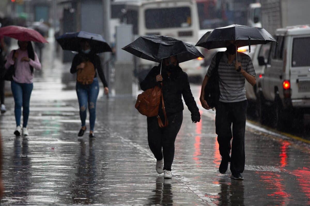 Se forma tormenta tropical Bud en el Pacífico; ¿hay riesgo para México?