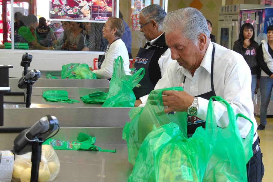 "Hay 156 mil trabajadores de supermercados en pobreza"