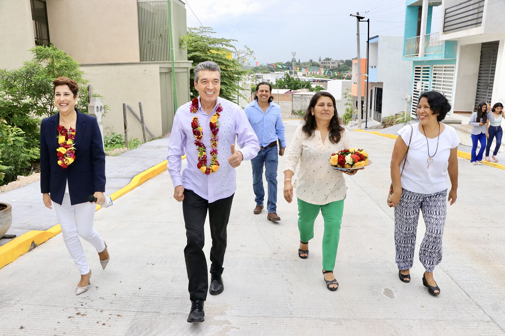 Inaugura Rutilio Escandón pavimentación del circuito vial de la colonia Barranca Verde, de Tuxtla Gutiérrez