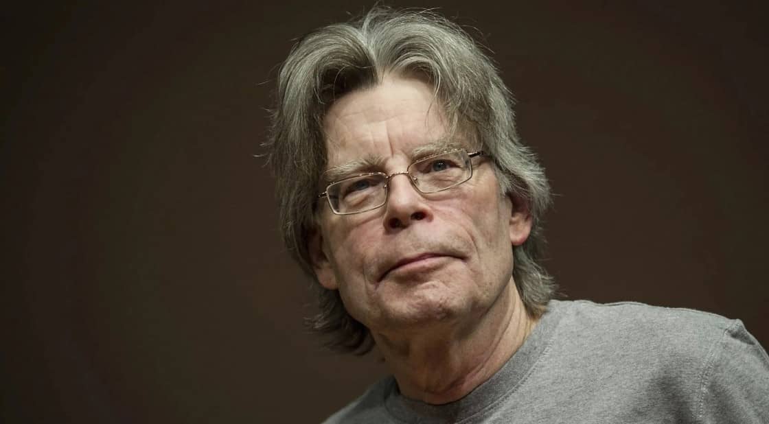 Stephen King pide que Joe Biden se retire de la carrera electoral 