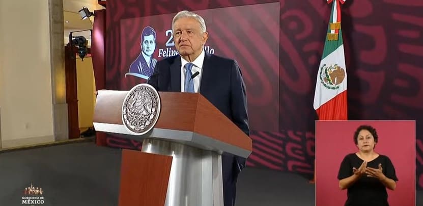 AMLO reacciona a amenazas de calificadoras por avance en reforma al Poder Judicial: “No es para tomarlos en serio”