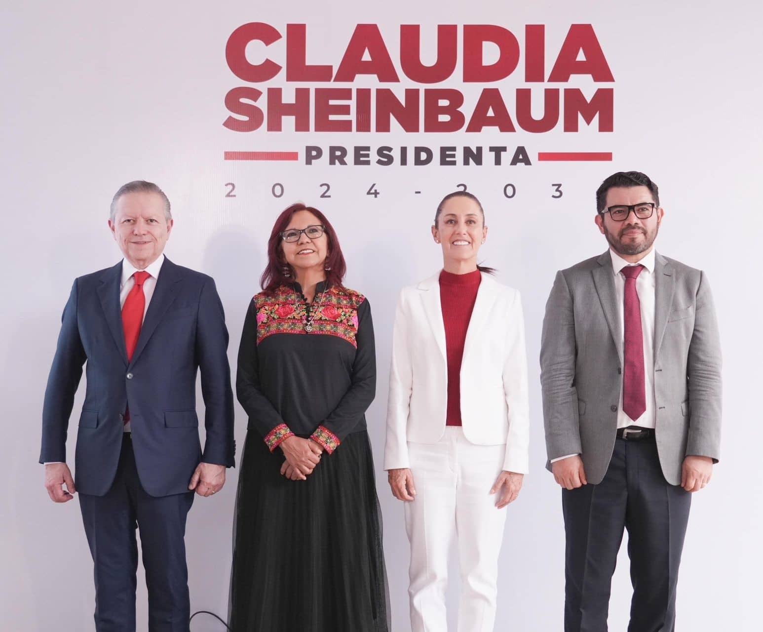 Claudia Sheinbaum presenta a Arturo Zaldívar, Carlos Torres y Leticia Ramírez como integrantes de su gabinete