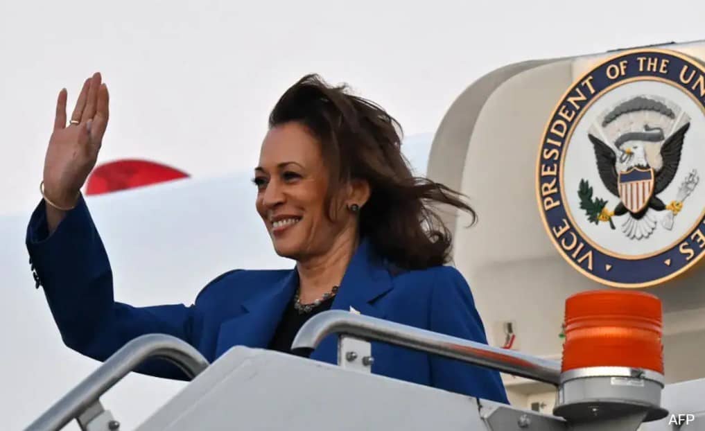 Kamala Harris llega a Chicago para protagonizar la Convención Demócrata