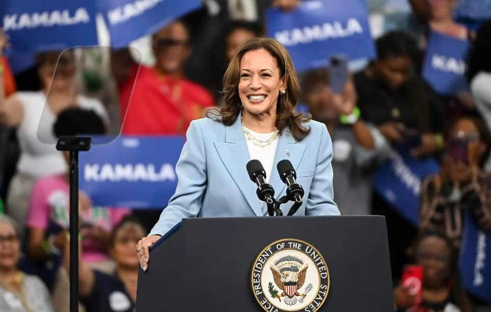 Equipo de Kamala Harris va tras el voto de los republicanos decepcionados de Trump