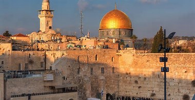 Ministro israelí reza en la Mezquita de Al-Aqsa… pese a que está prohibido