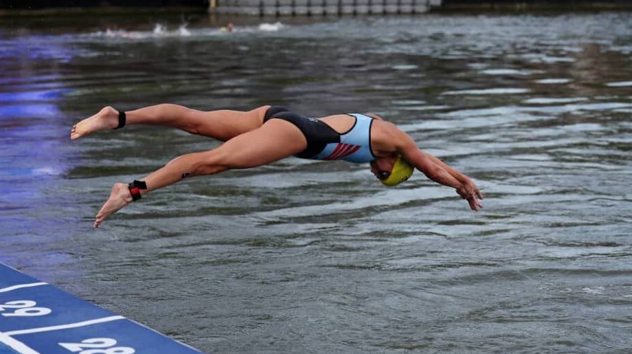 Triatleta belga “enferma” tras competir en el río Sena durante los Juegos Olímpicos de Paris 2024