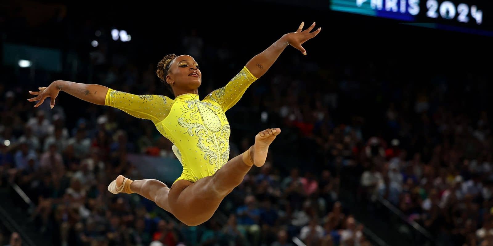 Rebeca Andrade vence a Simone Biles y se lleva medalla de oro en Piso!