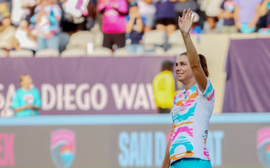 Alex Morgan juega su último partido tras anunciar su nuevo embarazo