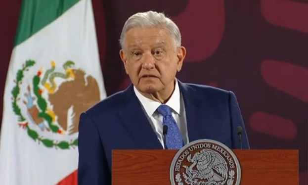 AMLO lamenta la muerte de sargento tras enfrentamientos en Culiacán; asegura que no habrá represión: “Ya regresó la calma”