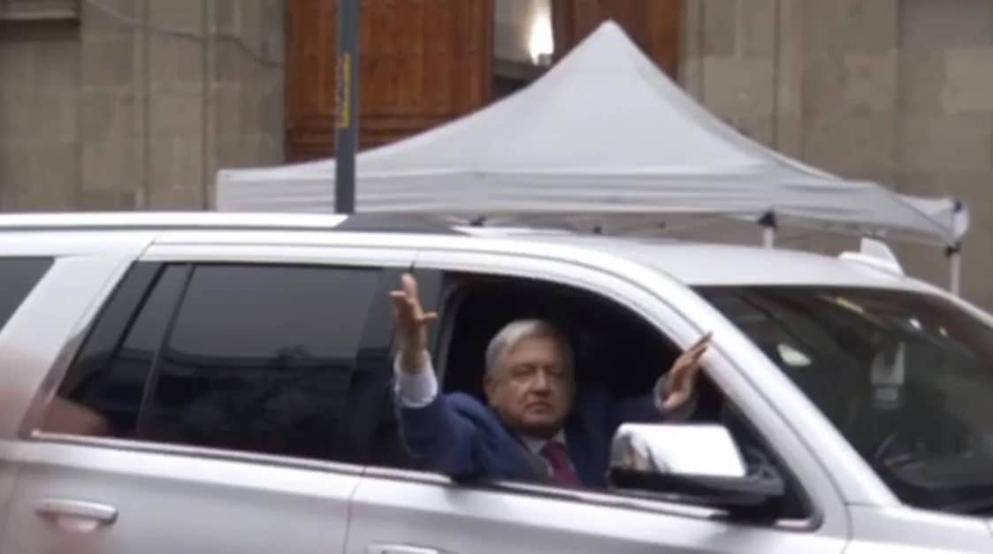 López Obrador abandona Palacio Nacional