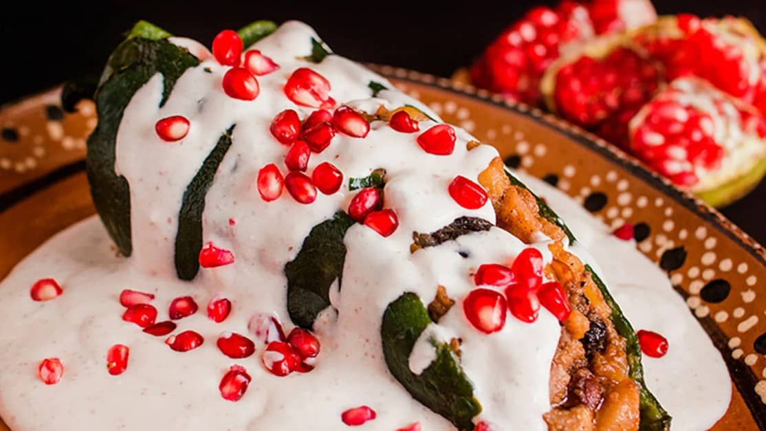 Chiles en nogada, estos son los beneficios a la salud de este delicioso platillo