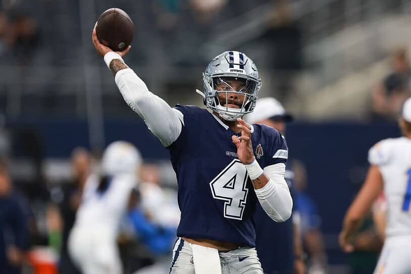 Jerry Jones: “Cuando veo a Dak Prescott, veo a un líder”