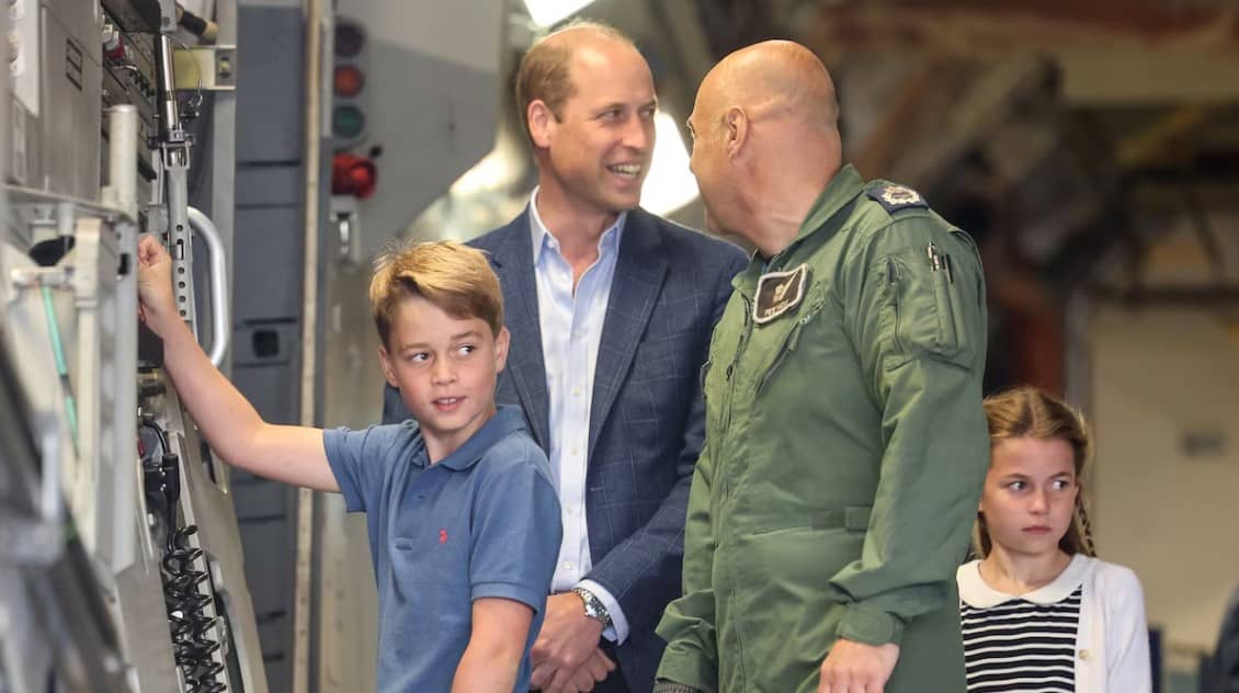 Príncipe George, hijo de Kate y William, aprende a volar un avión a sus 11 años