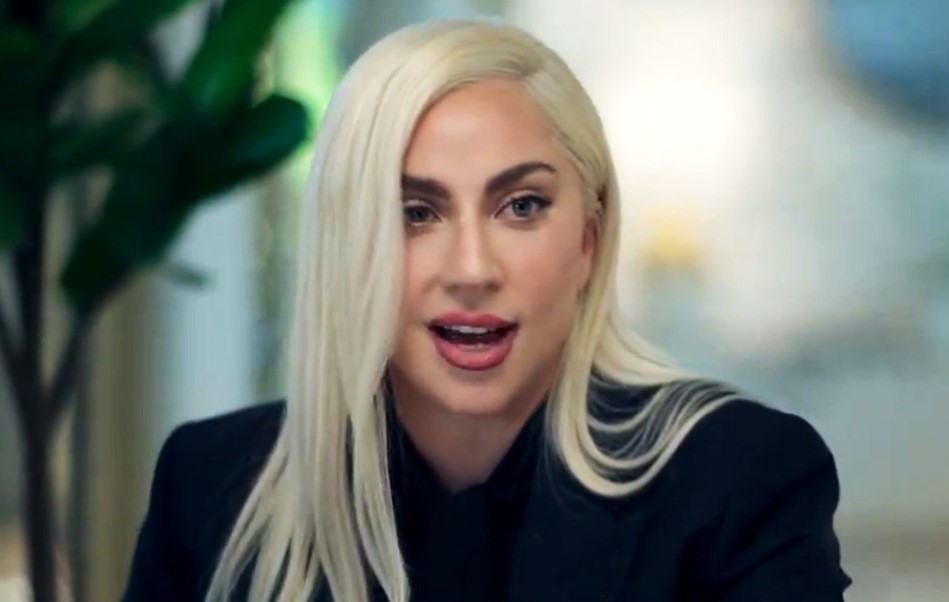 Lady Gaga habla sobre los rumores de su sexo biológico