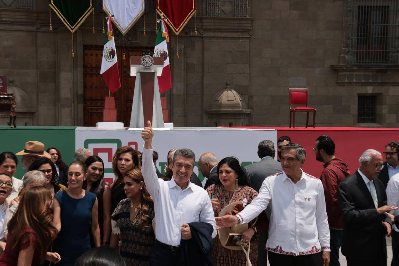 Es un honor haber gobernado al lado del mejor presidente de México, Andrés Manuel López Obrador: Rutilio Escandón