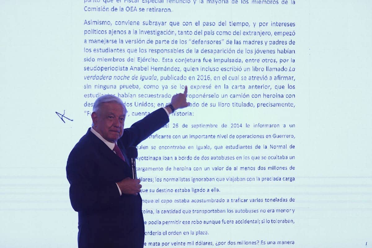 López Obrador revela carta que envió a padres de los 43 normalistas de Ayotzinapa