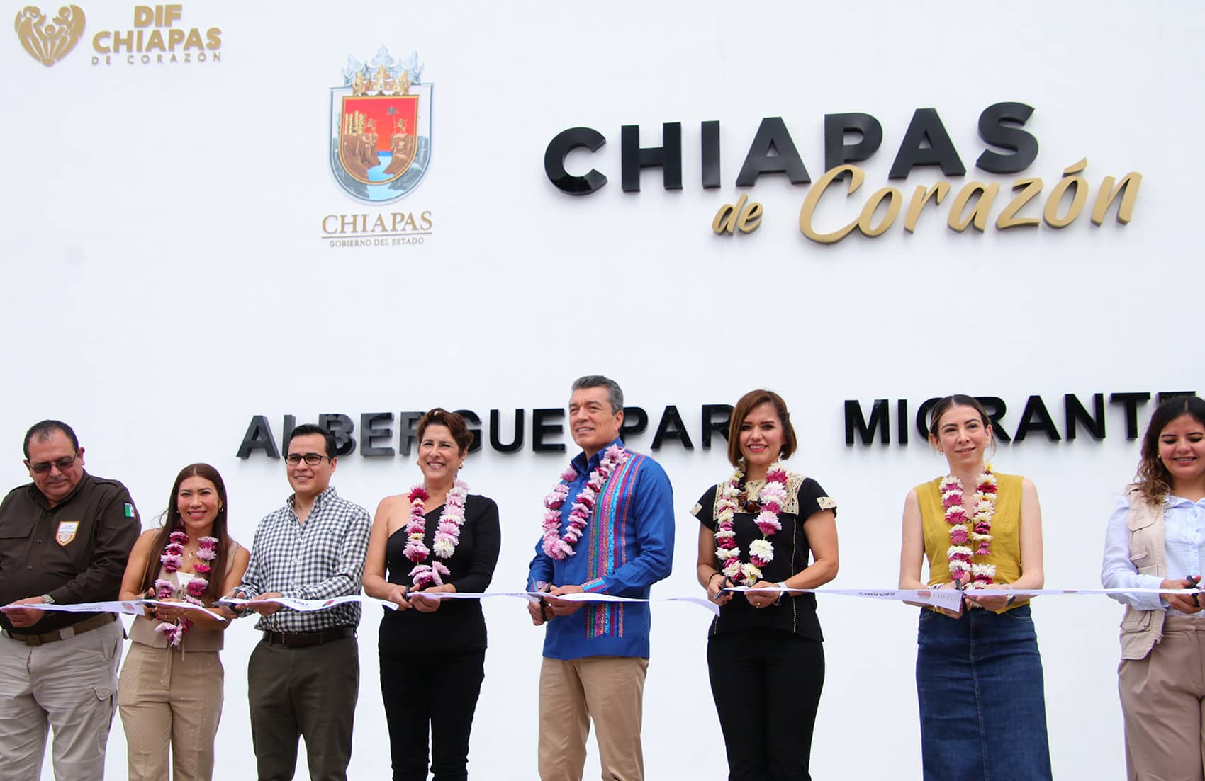 Inaugura Rutilio Escandón Centro de Atención de Niñas, Niños, Adolescentes y Familias Migrantes, en Berriozábal