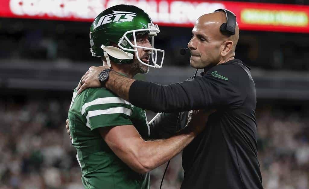 Aaron Rodgers, ¿culpable del despido de Robert Saleh en Jets?