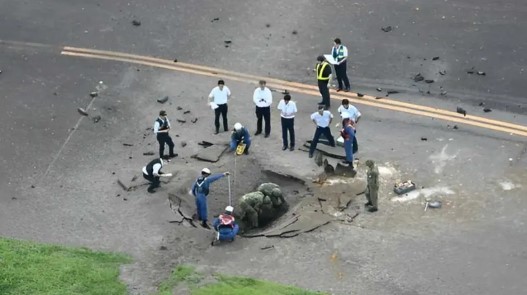 Bomba de la II Guerra Mundial estalla en un aeropuerto de Japón; cancelan más de 80 vuelos