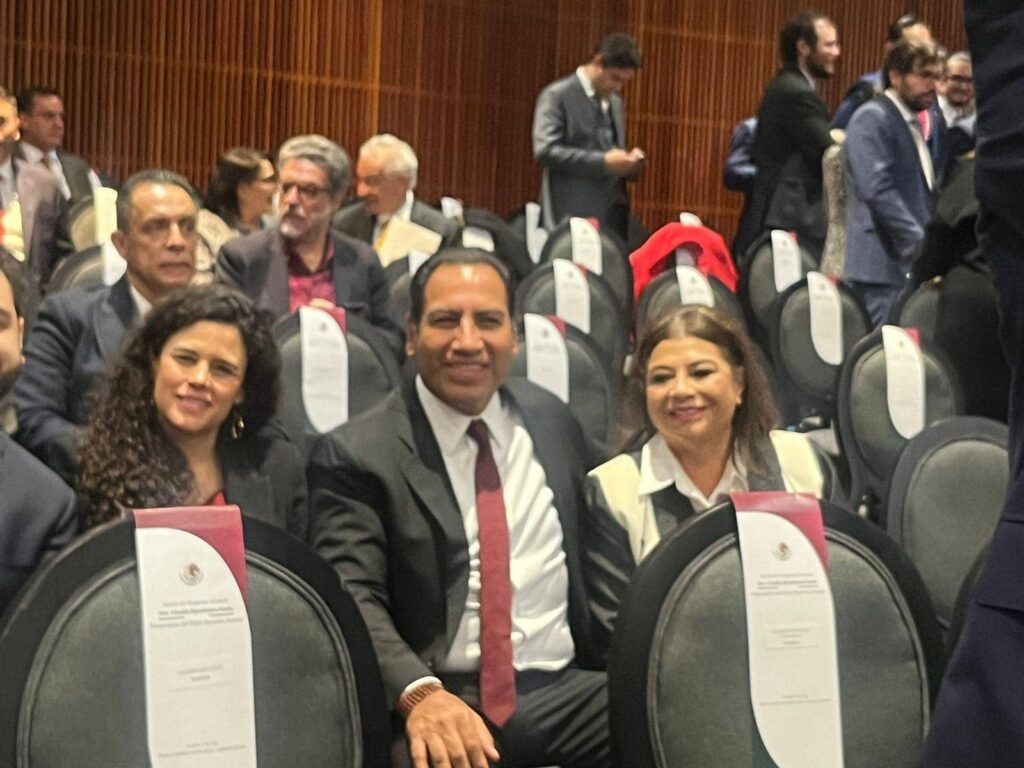 Eduardo Ramírez asiste a la toma de protesta de Claudia Sheinbaum